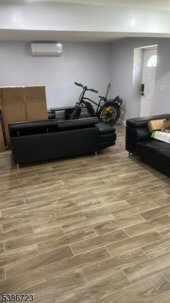 Photo - 27 Eppirt St