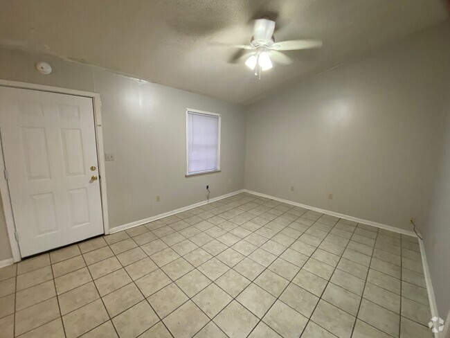 Building Photo - 1BR/1BA For Rent Rental