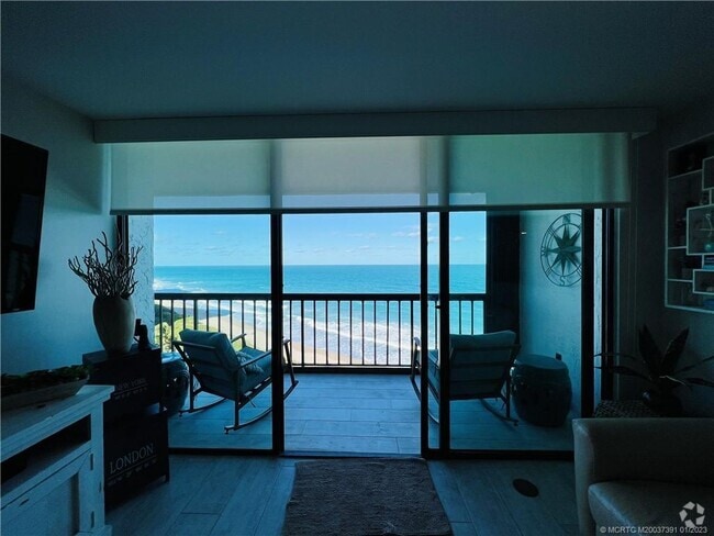 Building Photo - 8880 S Ocean Dr Unit 1102 Rental