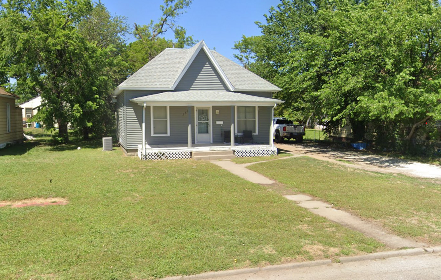 3 Bedroom, 1 Bathroom House - 3 Bedroom, 1 Bathroom House