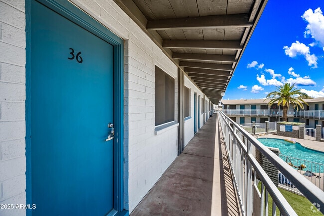 Building Photo - 3025 N 32nd St Unit 36 Rental