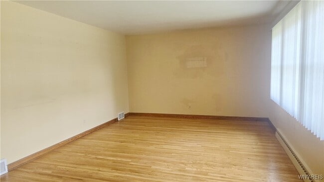 Building Photo - 79 Rosemont Dr