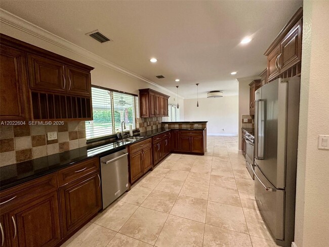Photo - 6801 SW 102nd Ave