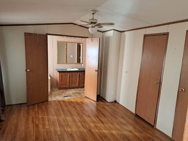 Photo - 81 Black Angus Dr