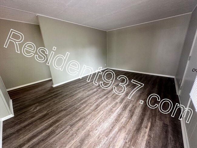 Photo - 2132 Colton Dr