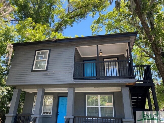 Building Photo - 1000 W 53rd St Rental