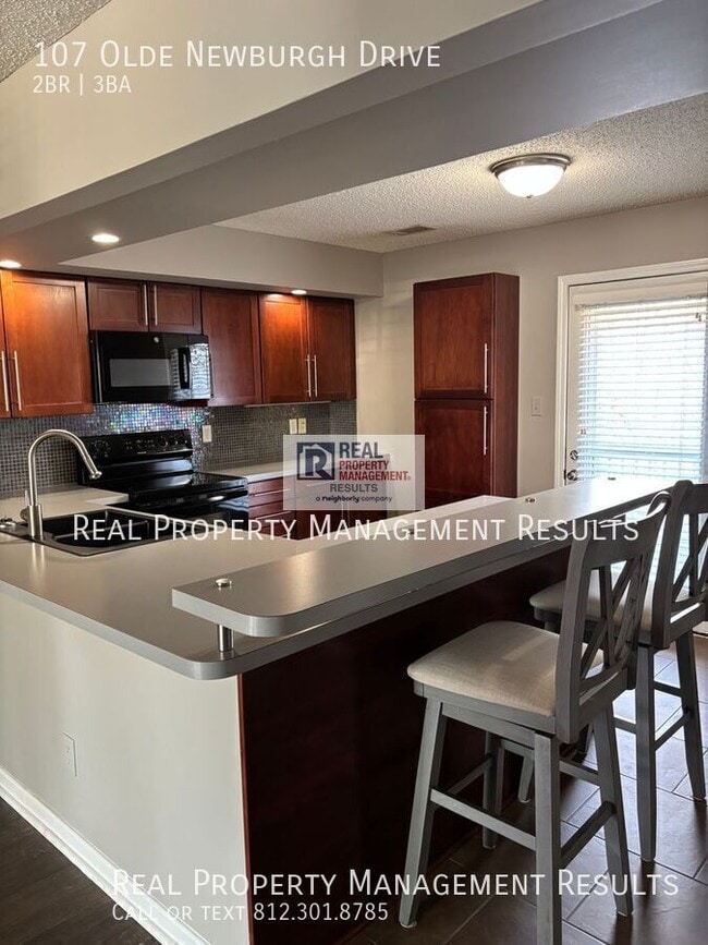 Photo - 107 Olde Newburgh Dr