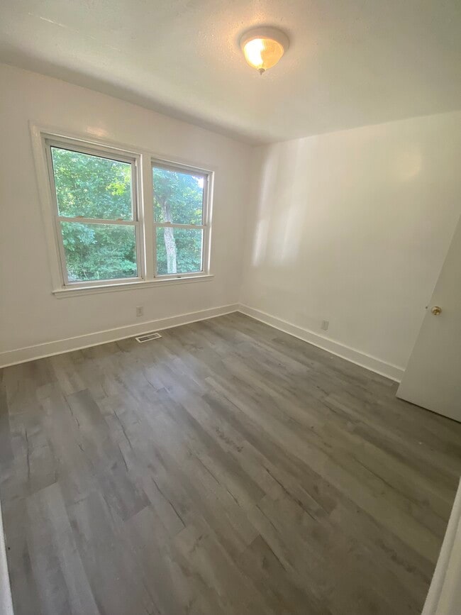 Photo - 2401 Celia Ave Unit 1