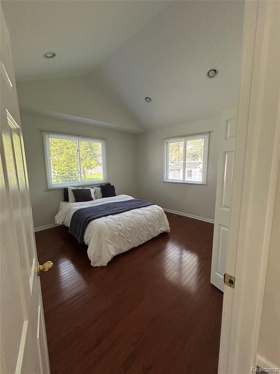 Photo - 3165 Chenoa St