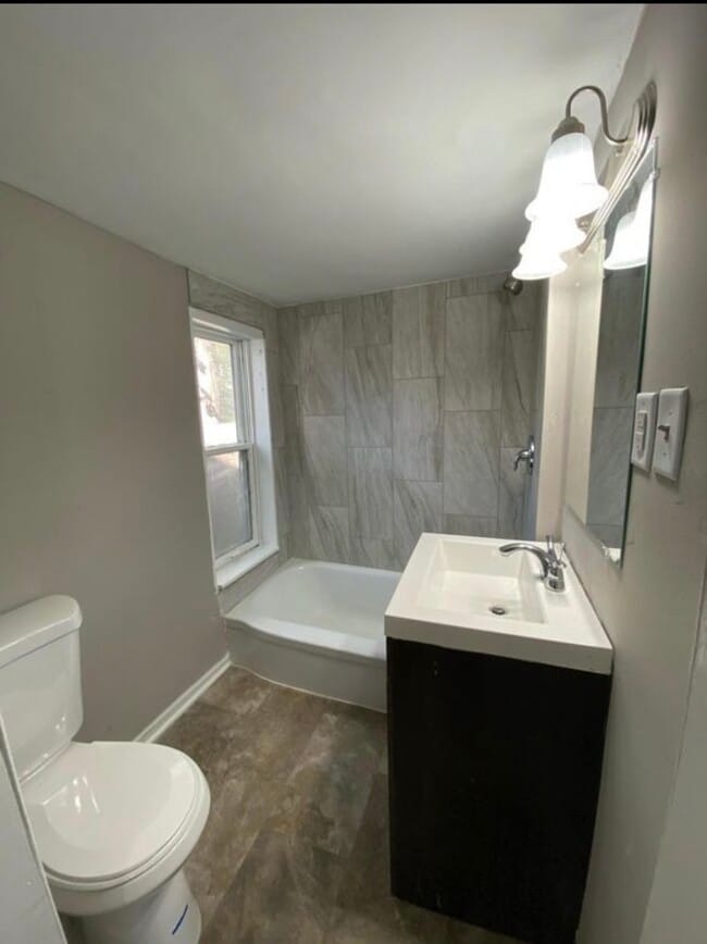 Photo - 505 Beaumont St