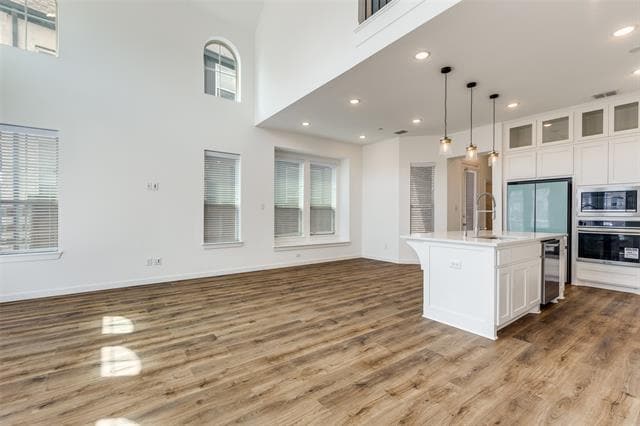 Photo - 367 Somerville Dr