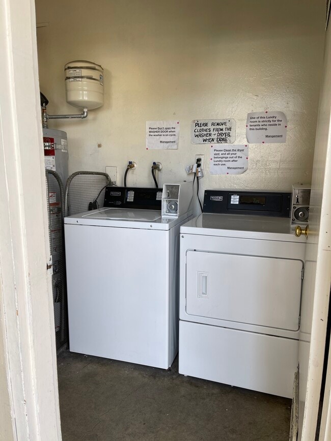 Photo - 5613 Hoffman Ct Unidad D