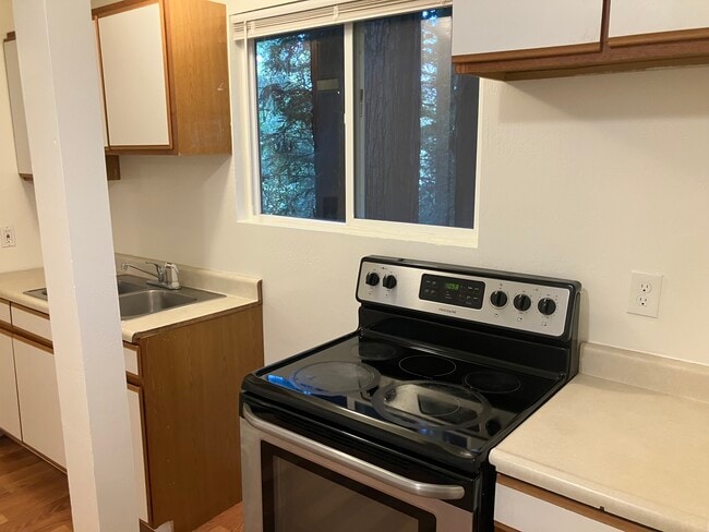 Photo - 12235 Volver Ave Unidad 12235 Volver ave B