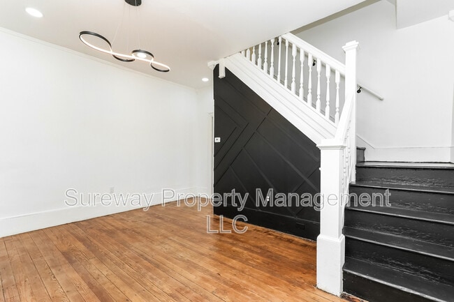 226 Greenwich Ave