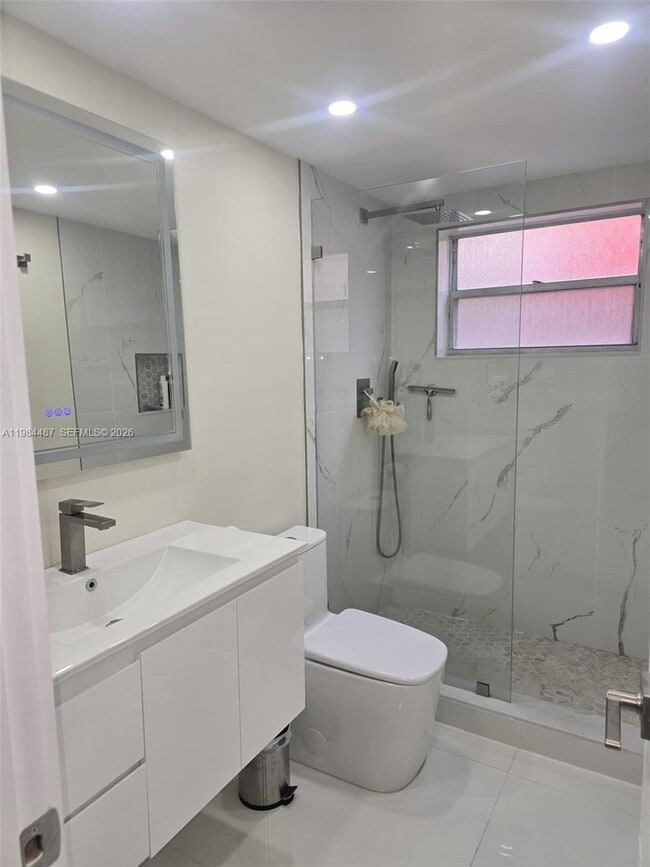 Photo - 1750 W 46th St Unit 311