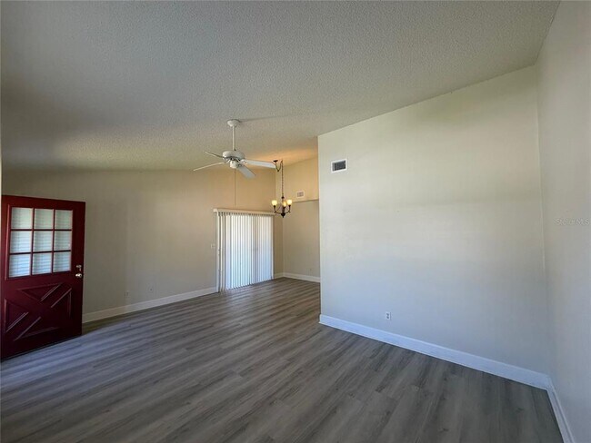 Photo - 14 Birdie Dr