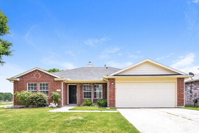 Building Photo - 1401 Buckingham Dr Rental