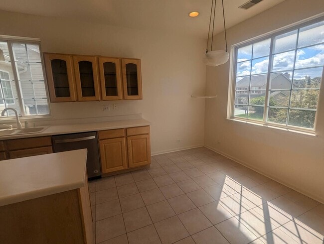 Photo - 432 E Thornhill Ln