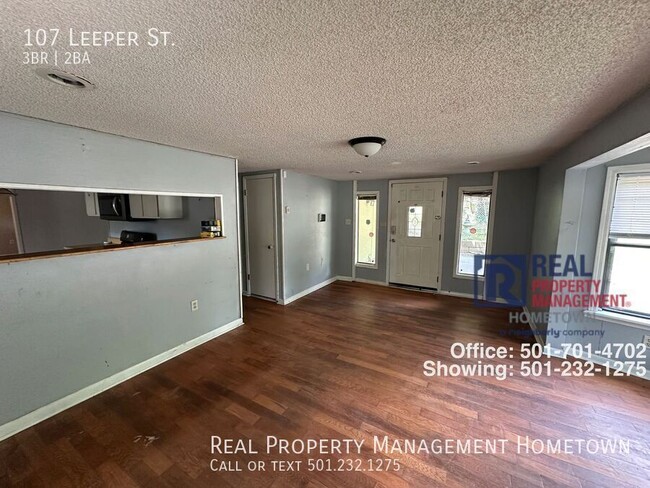 Photo - 107 Leeper St