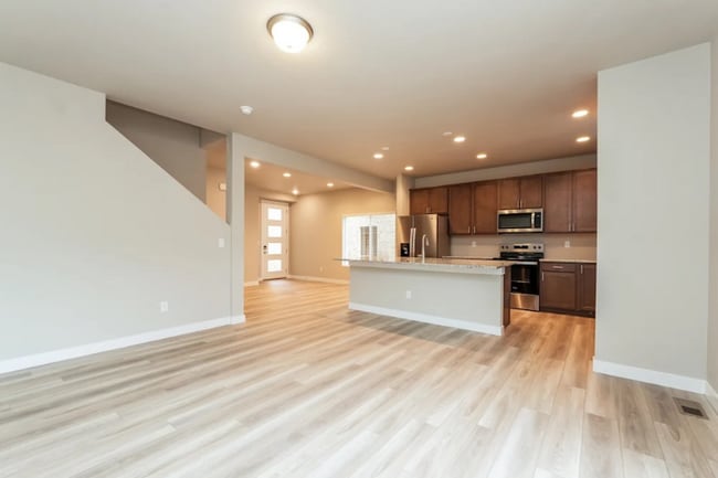 Photo - 46071 Nederland Dr