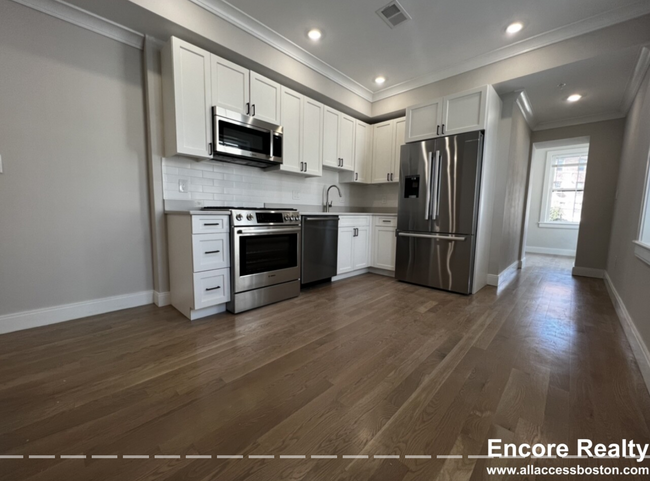 Photo - 51 Wood Ave Condo Unit 6