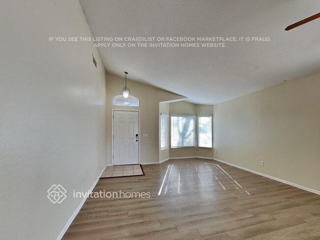 Photo - 7302 N 76th Dr