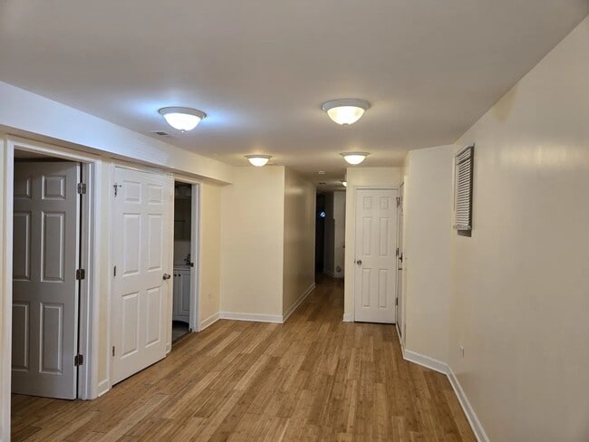 Photo - 6339 S Eberhart Ave Unit G