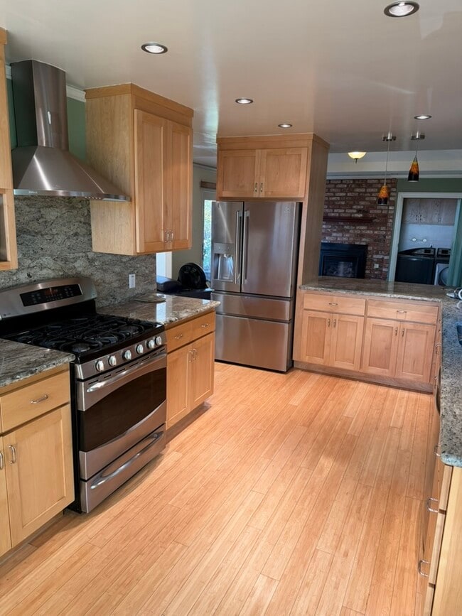 Photo - 242 Sandringham Rd