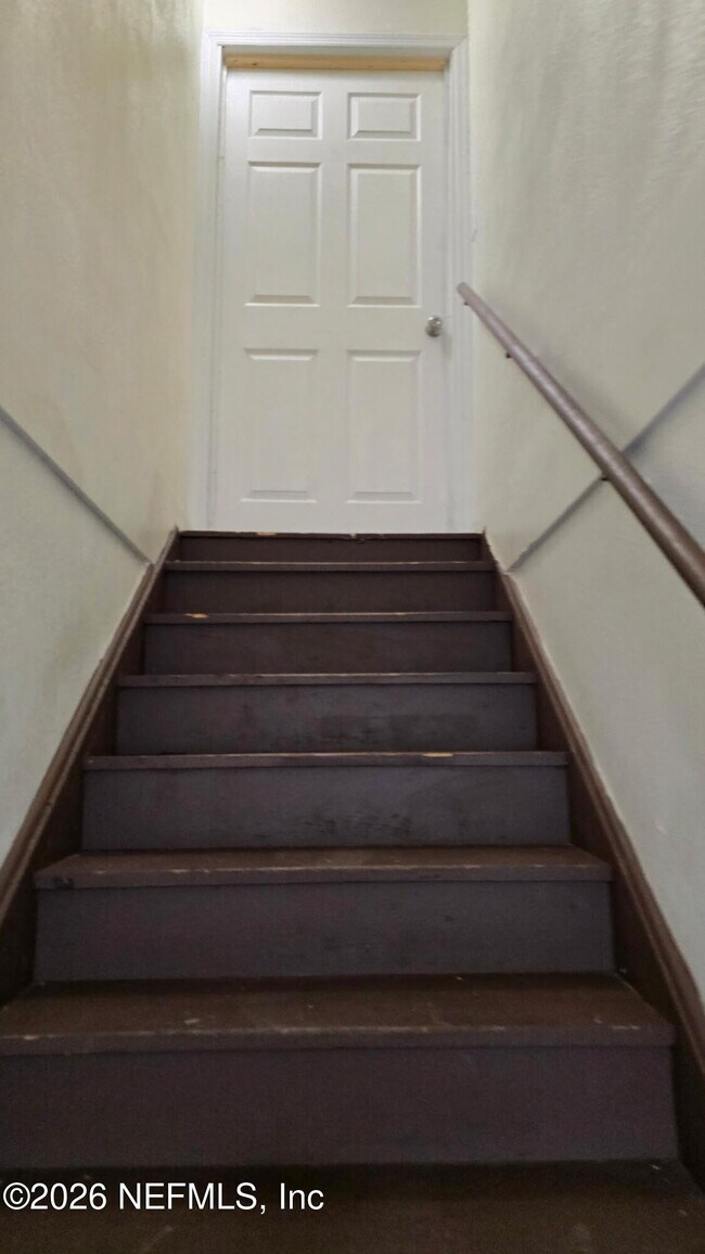 Photo - 1651 W 17th St