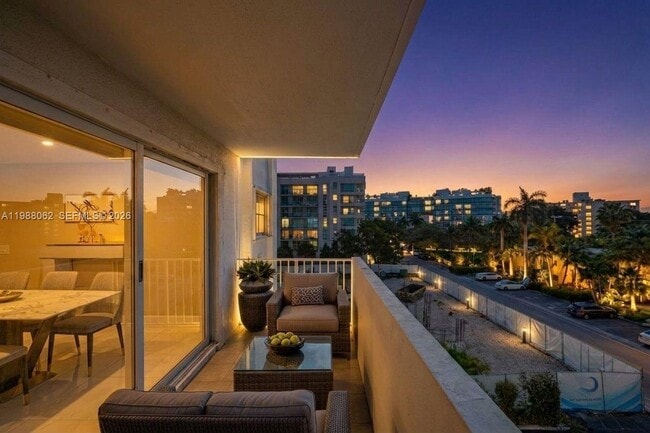 Building Photo - 1075 92nd St Unit 405