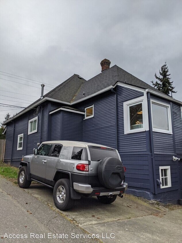 Photo - 2076 Ponderosa Ct