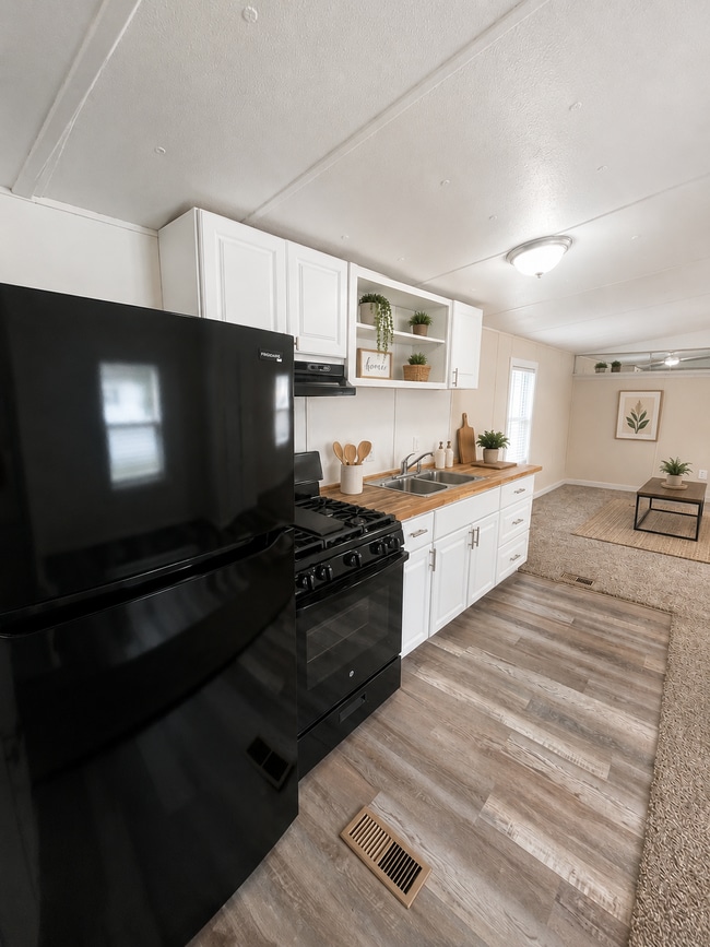 Photo - 27 Bellwood Dr