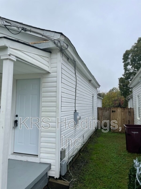 Photo - 1132 Commerce Ave