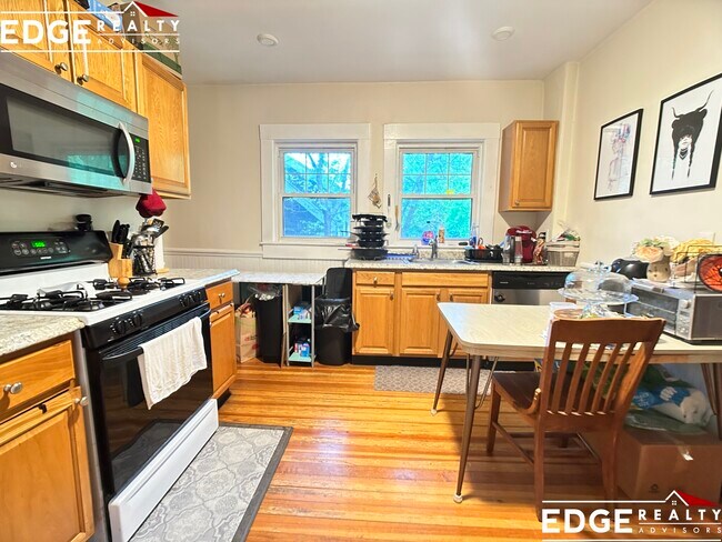 Photo - 14 Turner St Apartments Unit 2