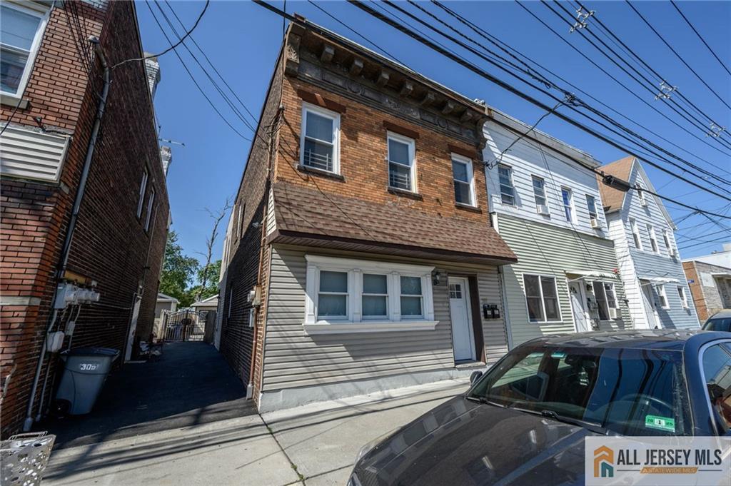 Photo - 307 Pershing Ave Casa