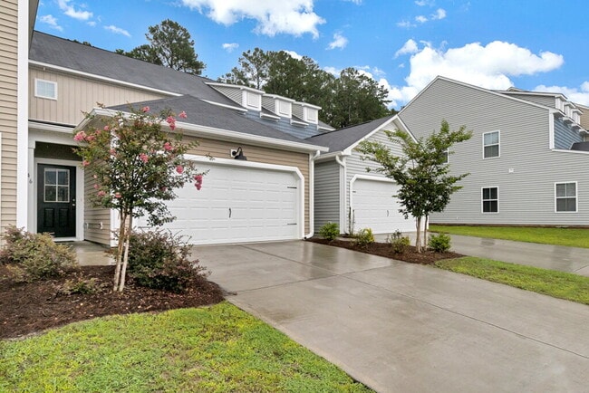 Photo - Conveniently located 3 bedroom, 2.5 bathroom townhome in The Commons subdivision