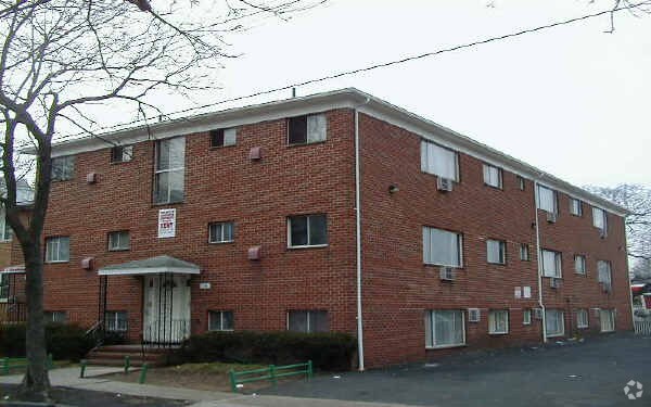 Photo - 19 Bruen Ave Apartamentos