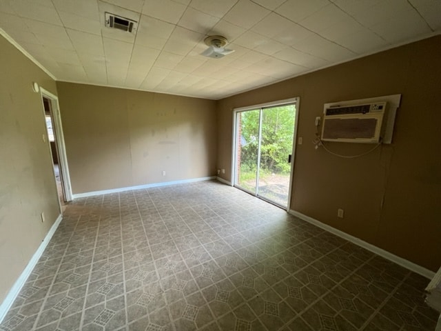 Photo - 1405 Lewis St