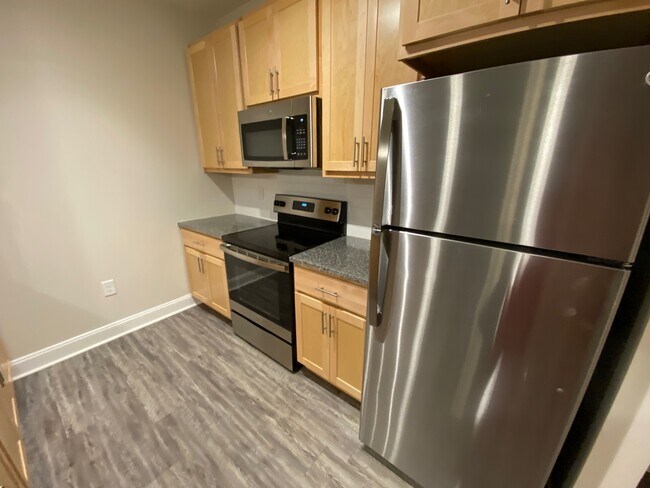 B2 Kitchen - Marcom Street Apartments