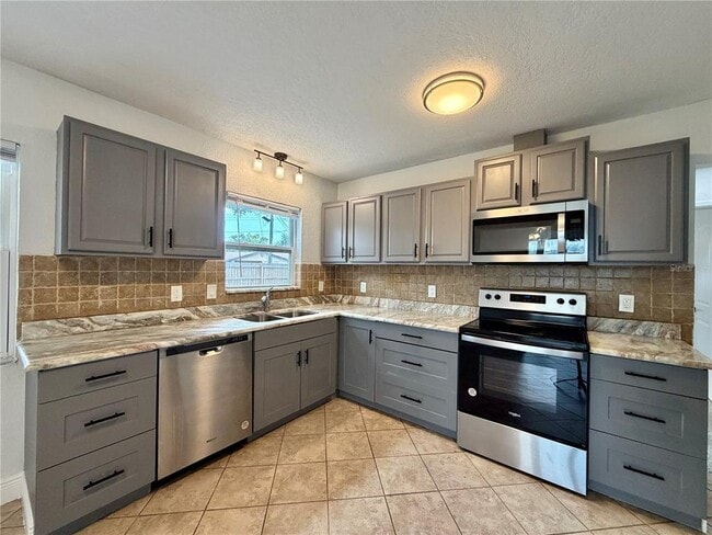 Photo - 4515 54th Ave N