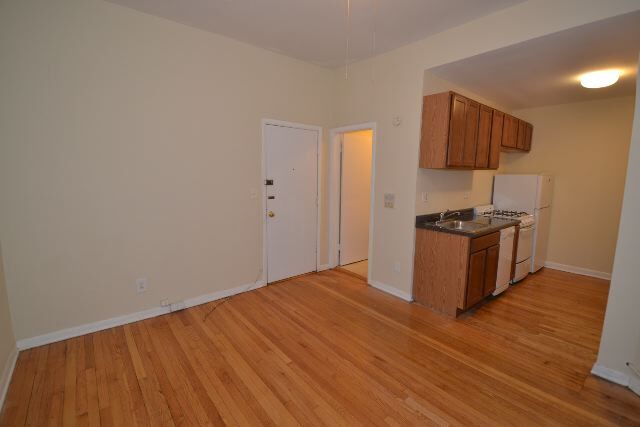 917 W Waveland Ave Unit A2