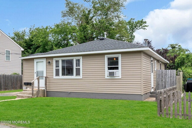 Photo - 1218 Lister St