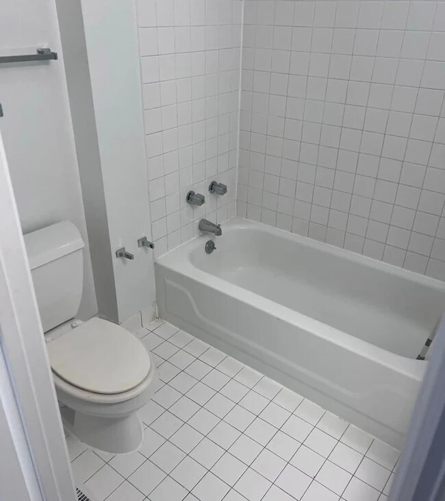 Photo - 932-934-934 Russell Blvd Unit 934-A