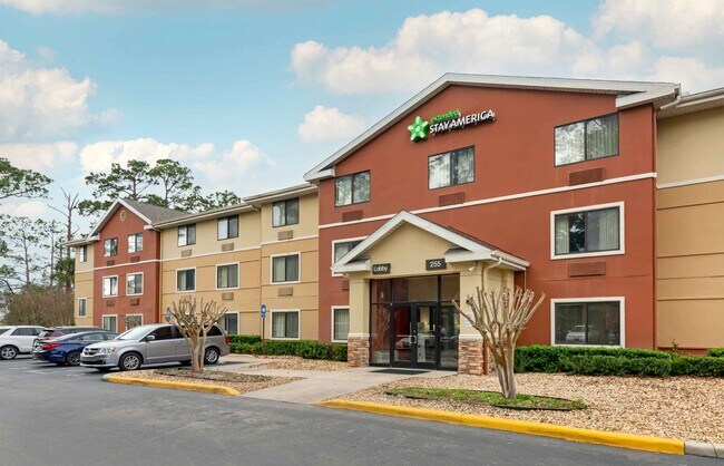 Furnished Studio-Daytona Beach - International Speedway