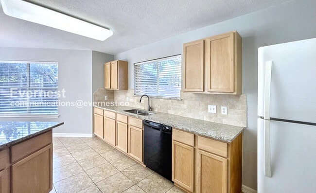 Photo - 2527 Pine Shadows Dr