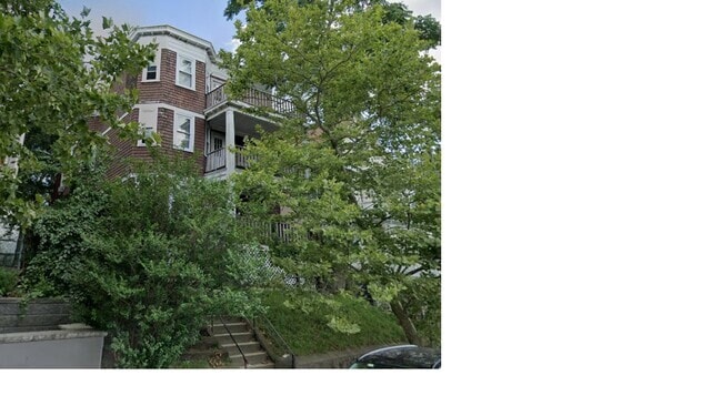 Building Photo - 4412 Washington St Unit #2 Rental