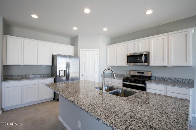 Photo - 8956 W Luke Ave