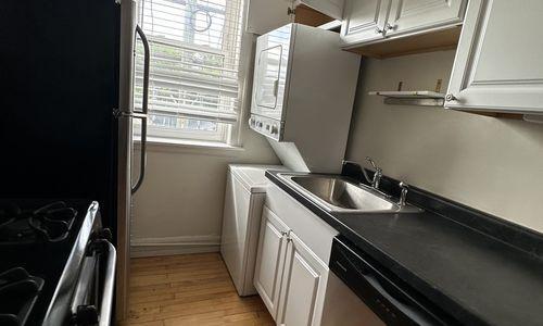 Building Photo - 1 bedroom in Chicago IL 60613 Unit 3 Rental