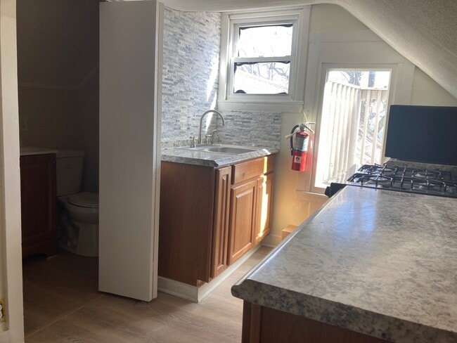 Photo - 64 Gray St Unit 7