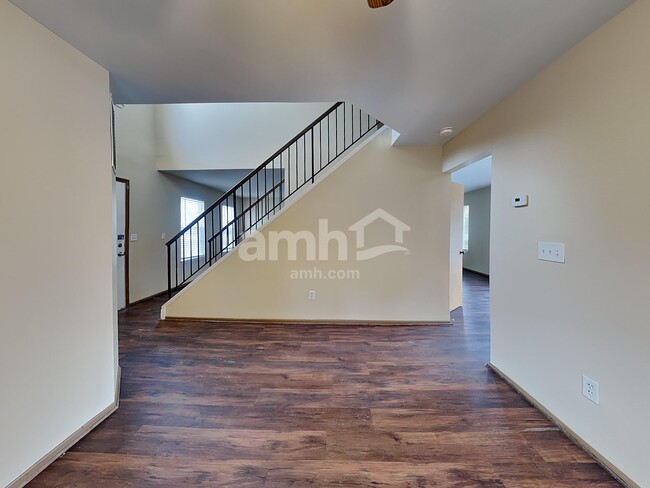 Photo - 21261 W Creston Ct